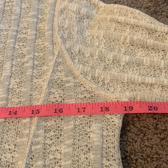 ❌SOLD❌NWT Shawl Style Cardigan - Open Weave Lace Like Material Sz M - Picture 16 of 16